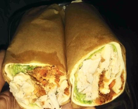 美味しいモノもたくさんあるよ!(Photo by Austin)