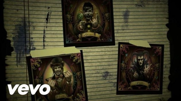 ぜひ英語の勉強も!(画像:YouTube My Darkest Days『Perfect (Lyric Video)』のサムネイル)