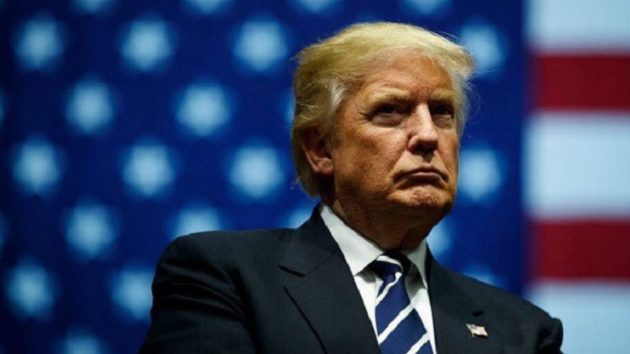 アメリカを偉大にする前に、醜聞をどうにかしないと…。