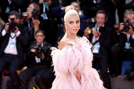レディー・ガガ、女優らしさもすっかり定着しこの美しさ。