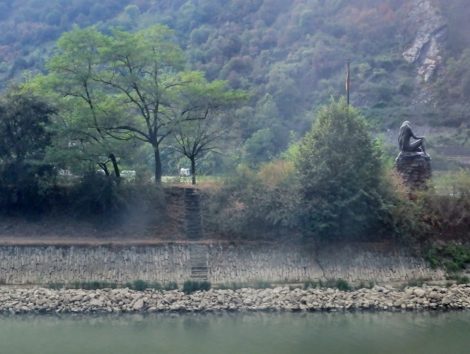 妖精の像 - Loreley Statue(Photo by 朝比奈)