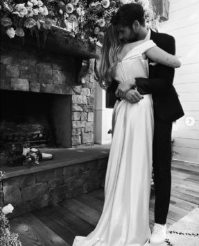 マイリー&リアム、結婚許可証もゲットしていた!