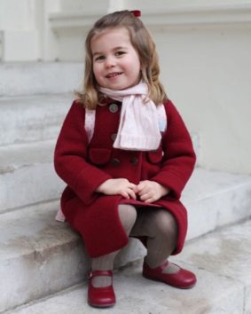 お姉ちゃんデビューを果たしたシャーロット王女、クリスマスのお楽しみは?