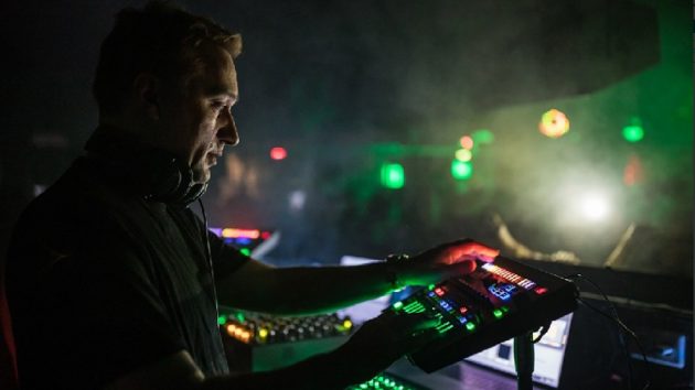 不屈の精神で復活を遂げたトランス界のレジェンドDJ