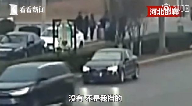 ナンバープレートに生理用ナプキンを貼る理由は…!?