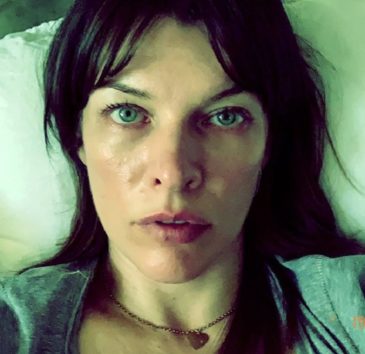 (画像:『Instagram』millajovovich)
