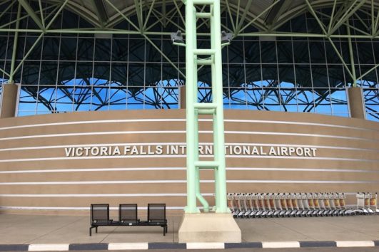 なかなか大きかったヴィクトリアフォールズ国際空港(Photo by 朝比奈)
