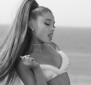 (画像:『Instagram』arianagrande)