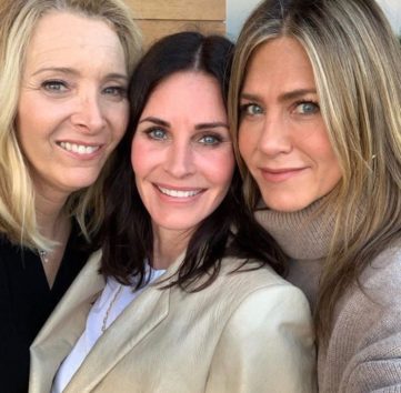 画像:『Twitter』Jennifer Aniston