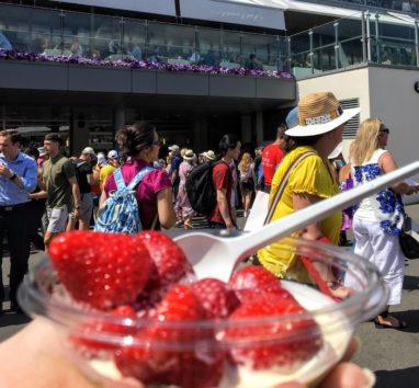 ストロベリー・クリームは売店で売っています(Photo by 朝比奈)