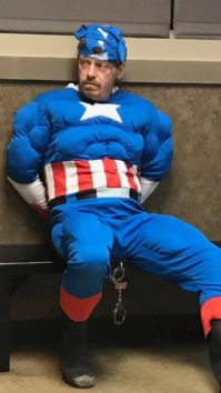 パッとしない「キャプテン・アメリカ」(画像: Clarksdale Police)