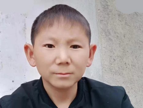 少年のような34歳男性