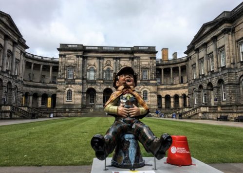 低層の建物、イギリスらしくていいですね!(Photo by 朝比奈)